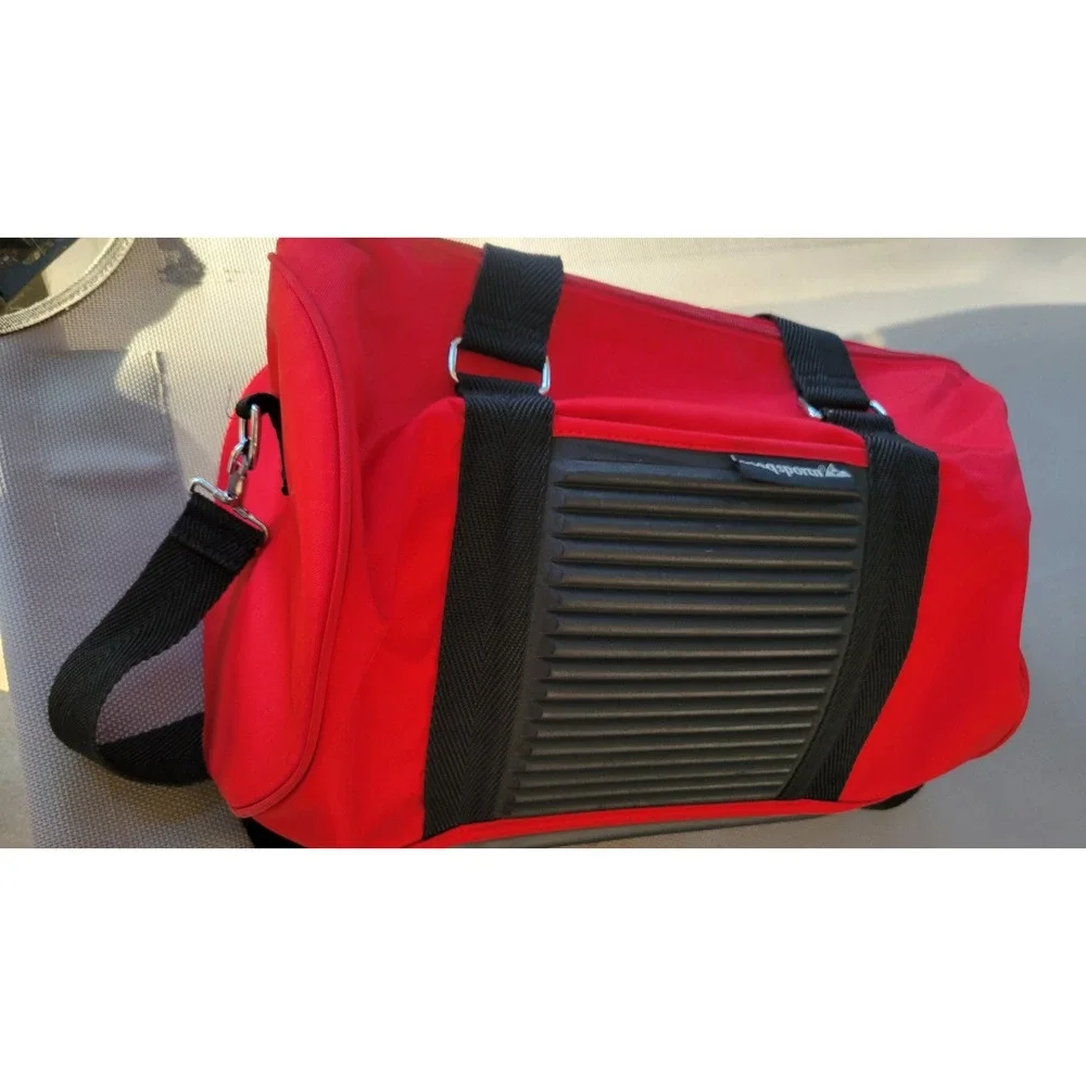 Le Coq Sportif Red Duffel Bag Shoulder Bag With Protective Panel